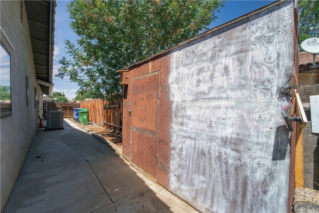 main property photo 22
