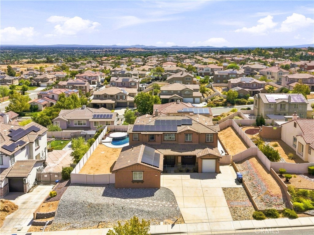 main property photo 50
