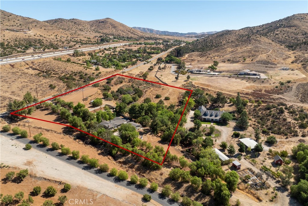 main property photo 30