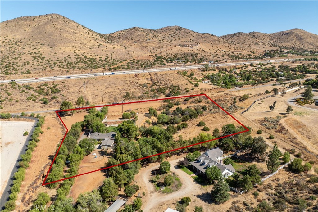 main property photo 31