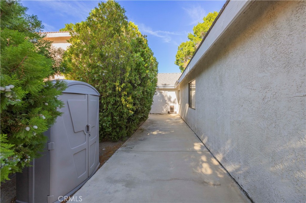 main property photo 26