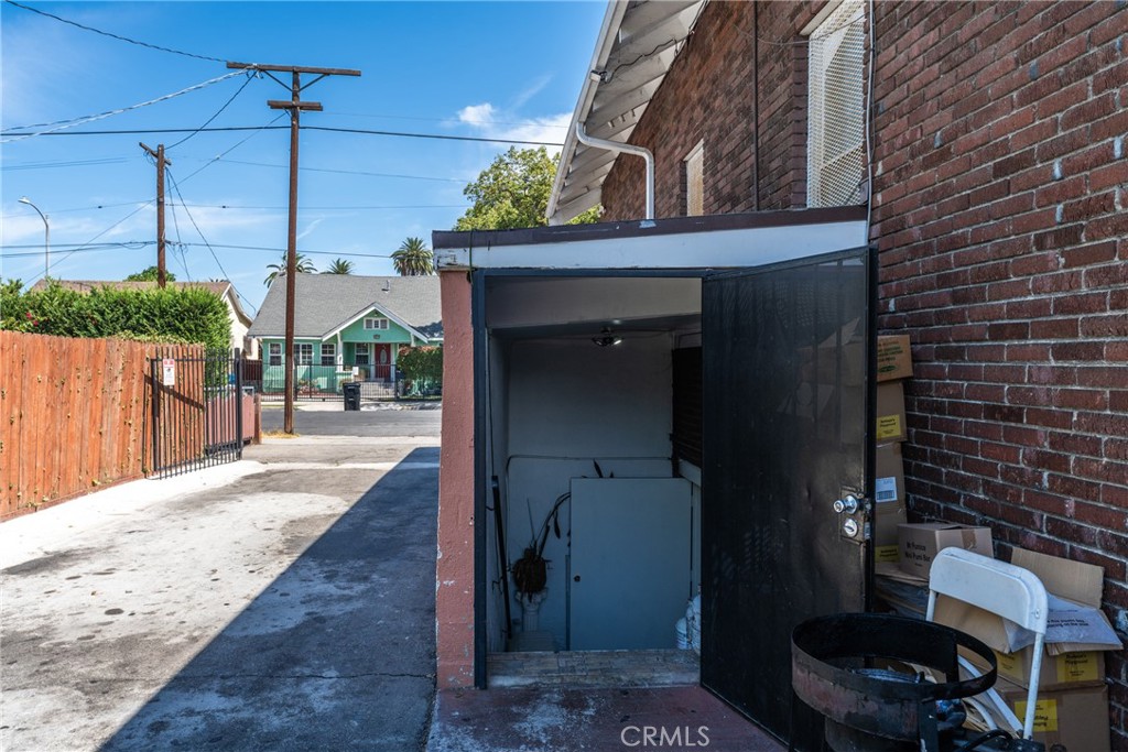 main property photo 24