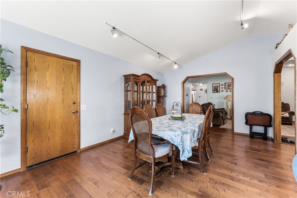 main property photo 17