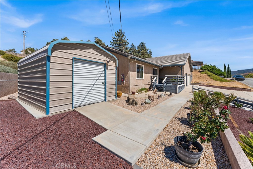 main property photo 45