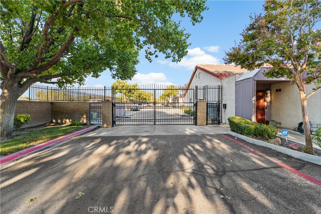 main property photo 31