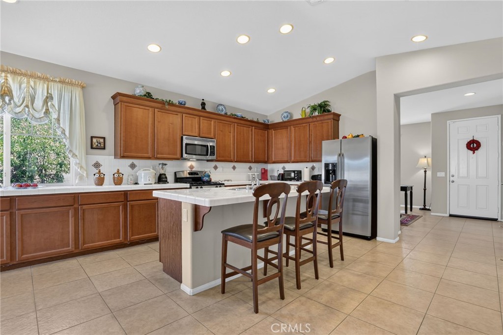 main property photo 13