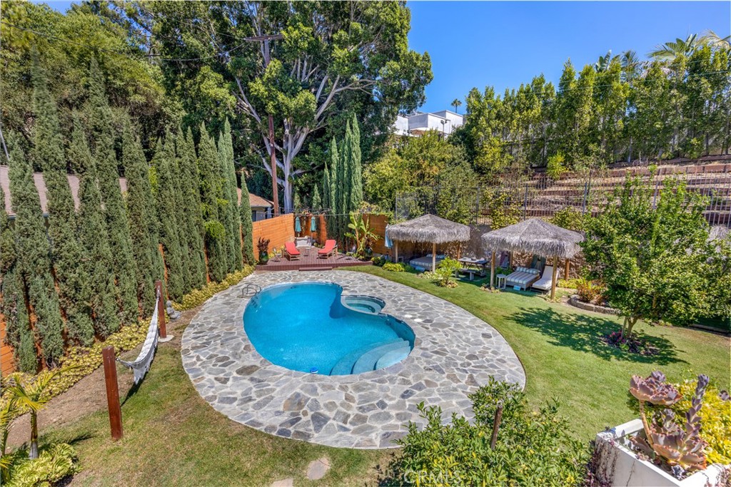 main property photo 29