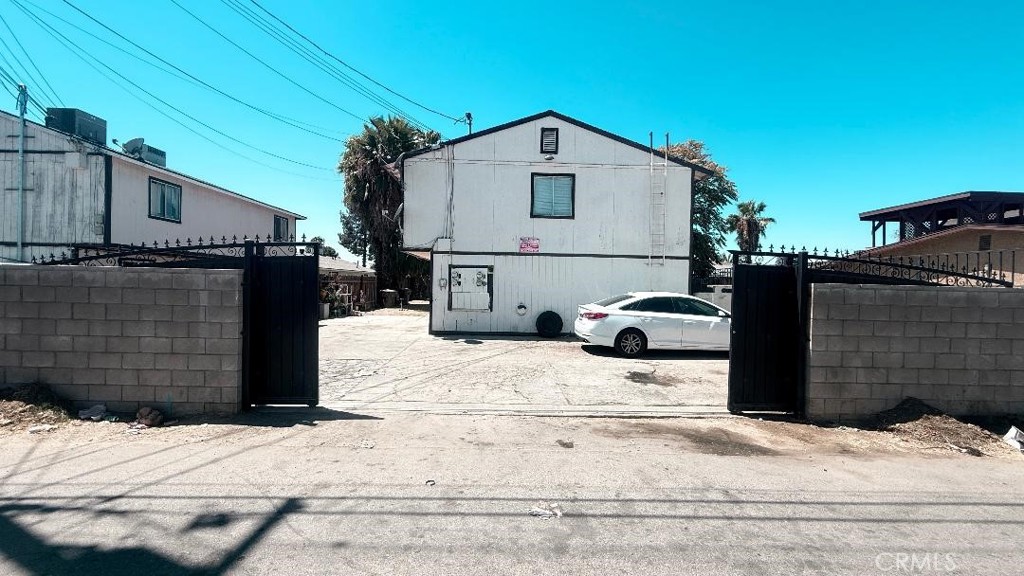 main property photo 3