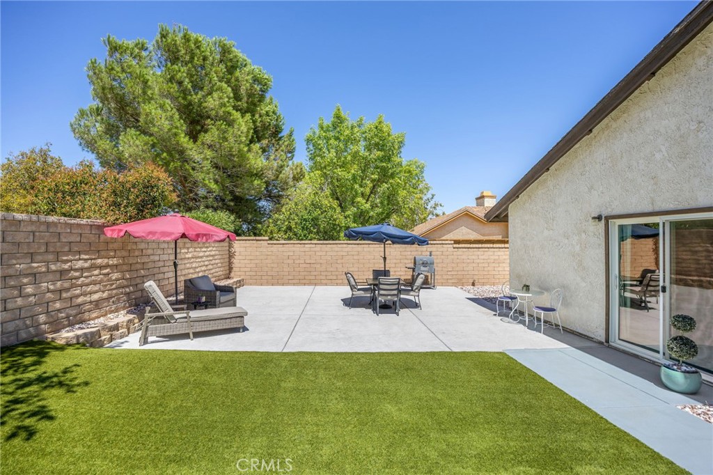 main property photo 35