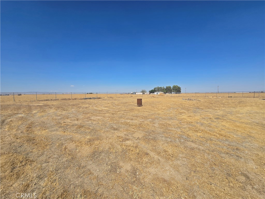 main property photo 44