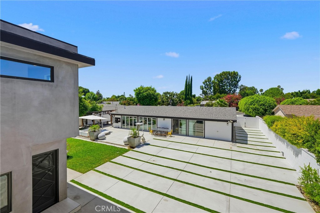 main property photo 66