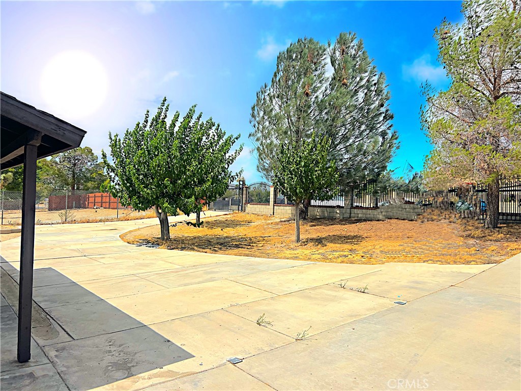 main property photo 7