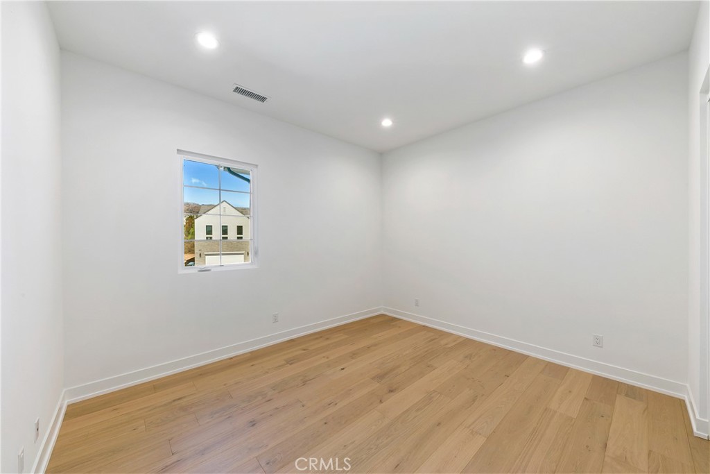 main property photo 66