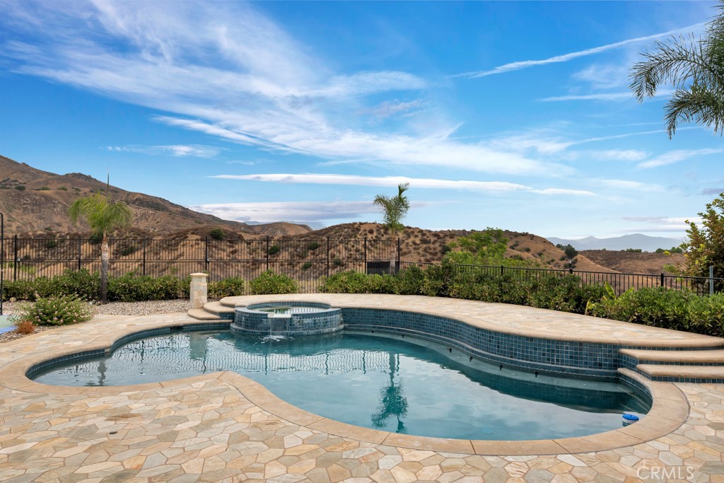 main property photo 50