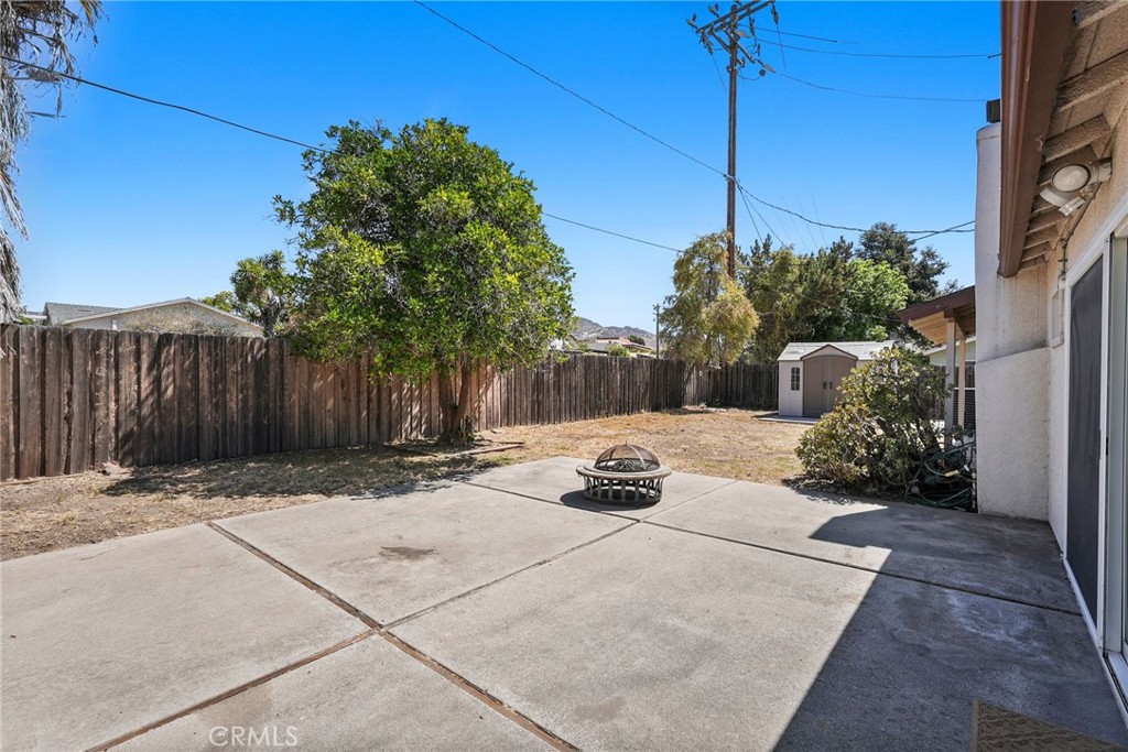 main property photo 40
