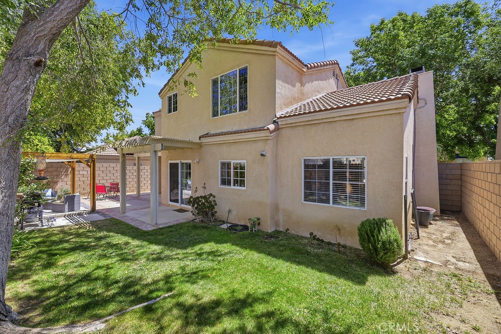 main property photo 18