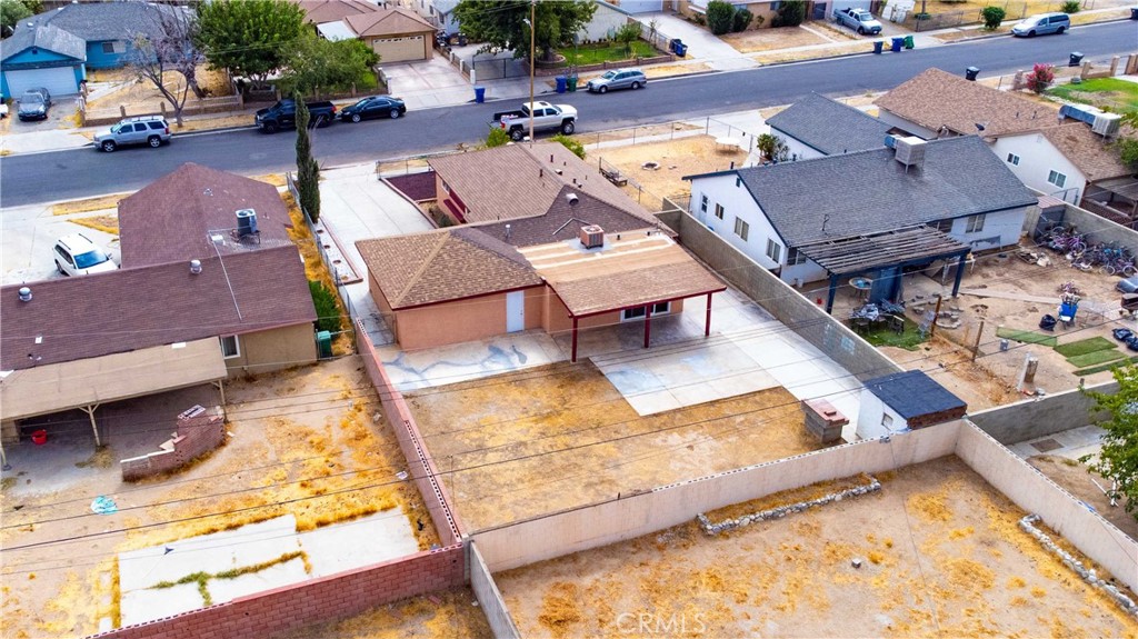 main property photo 22