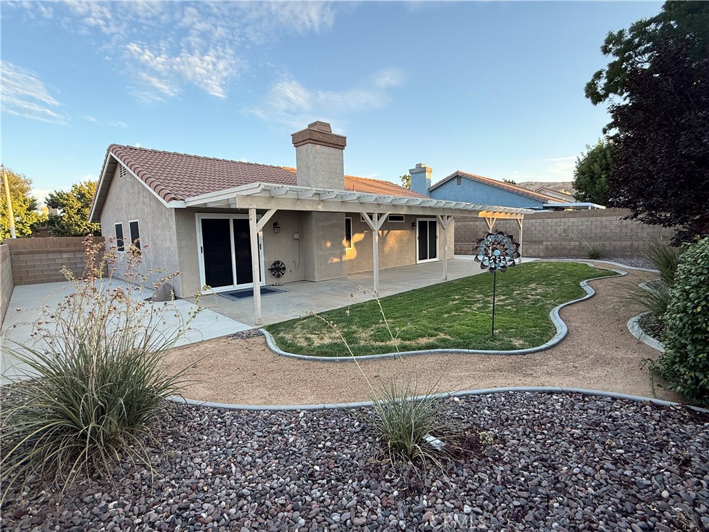 main property photo 16