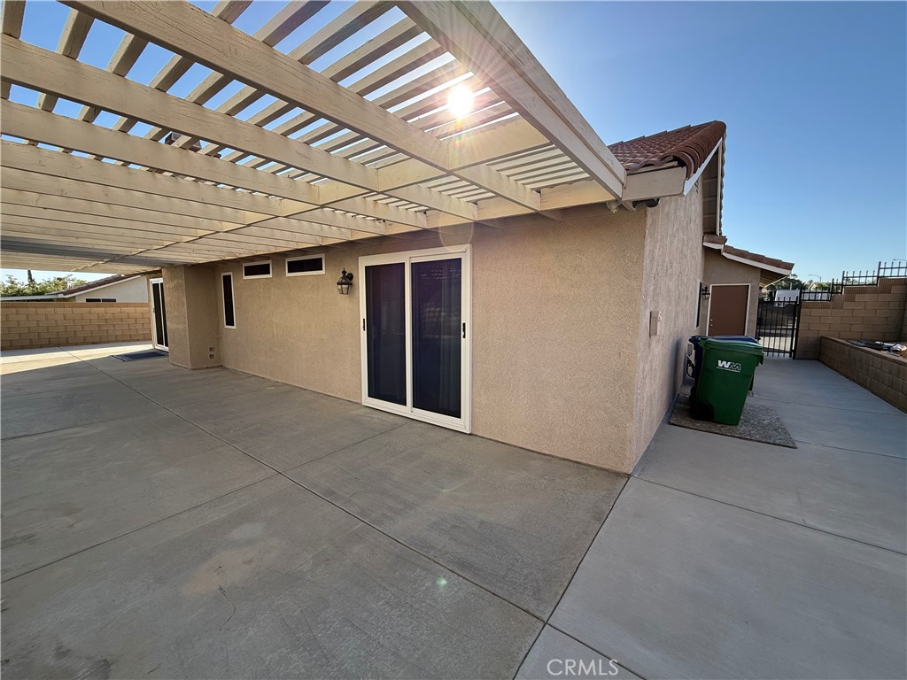 main property photo 18