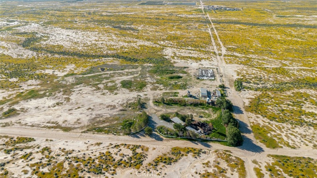 main property photo 16