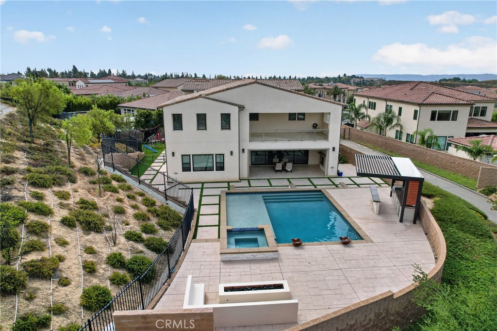 main property photo 70
