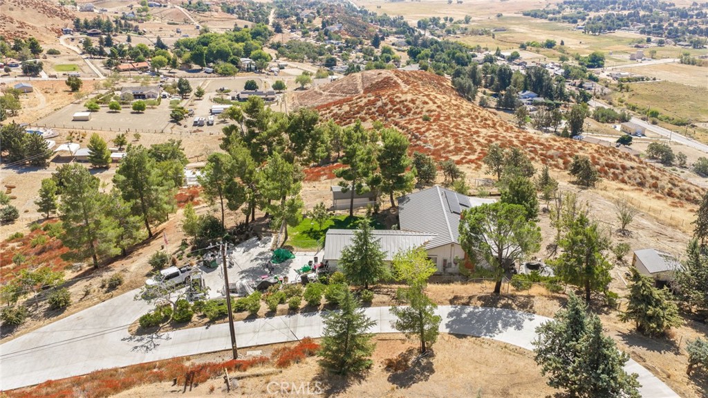 main property photo 33
