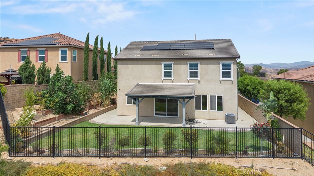 main property photo 13