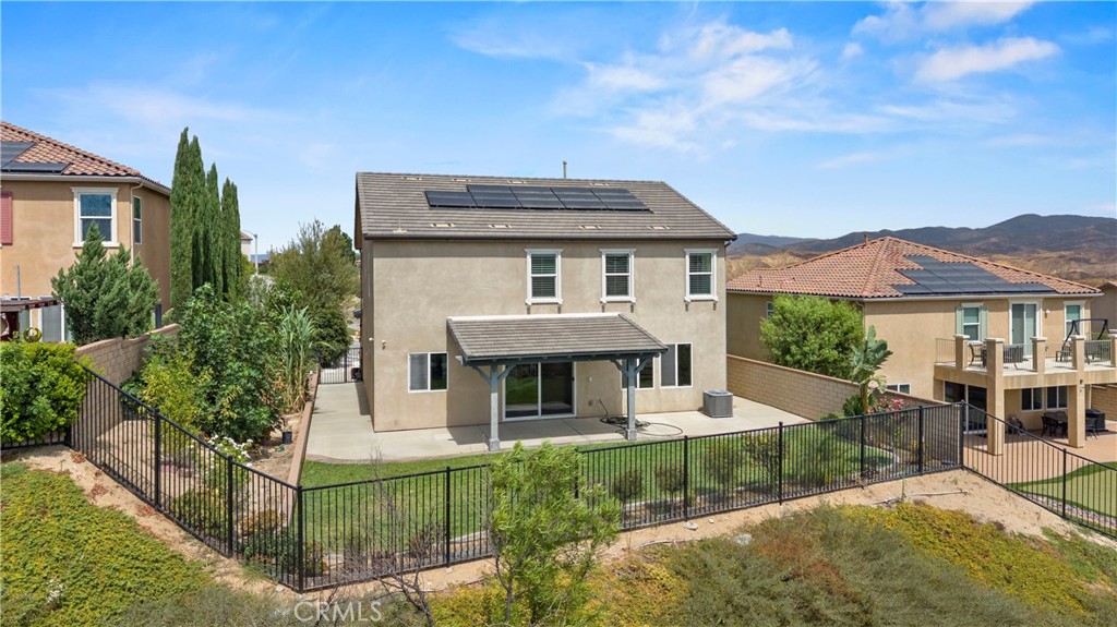 main property photo 14