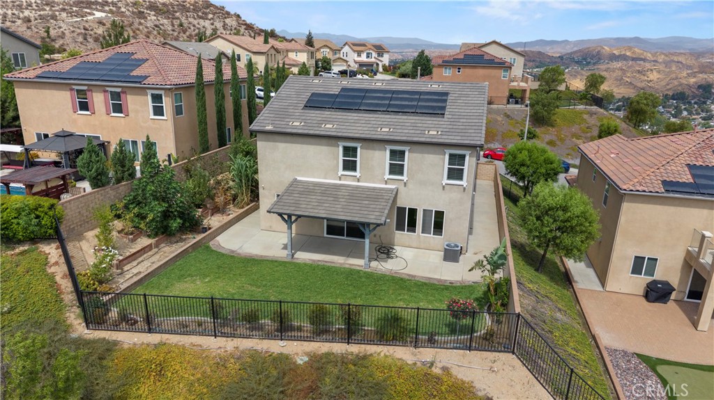 main property photo 16