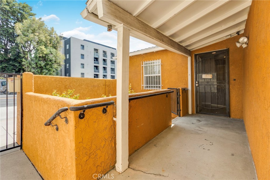 main property photo 30