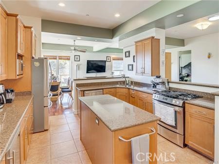 main property photo 6