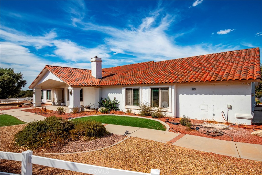 main property photo 6