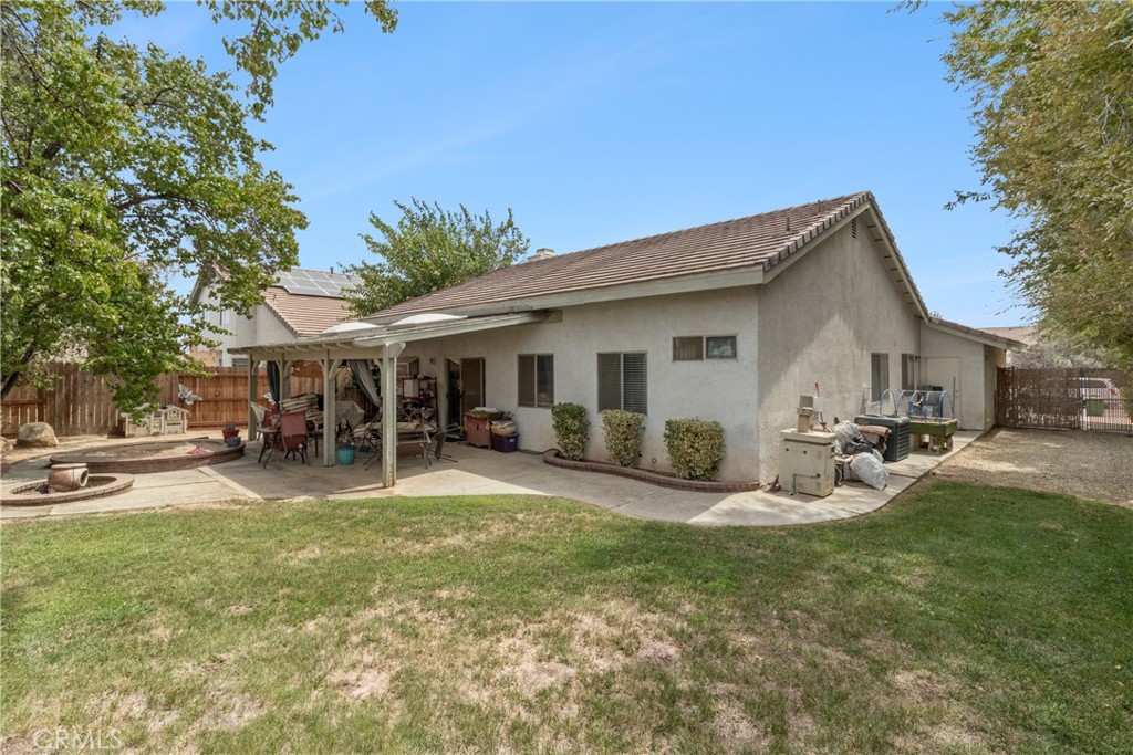 main property photo 23