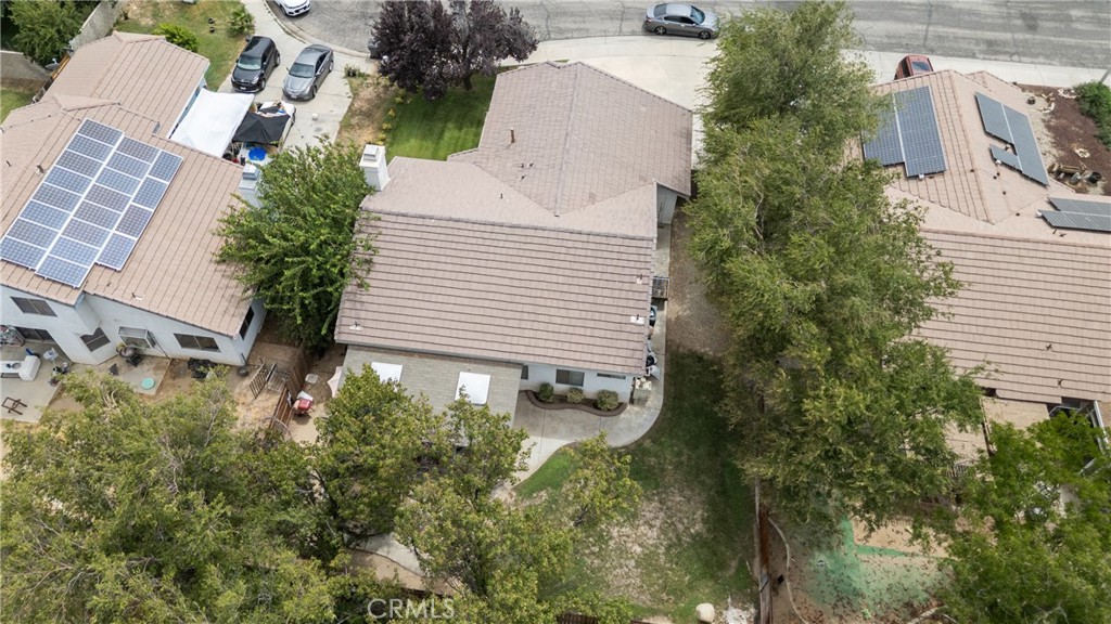 main property photo 28