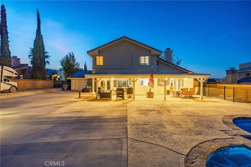 main property photo 10