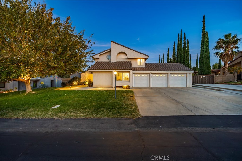 main property photo 14