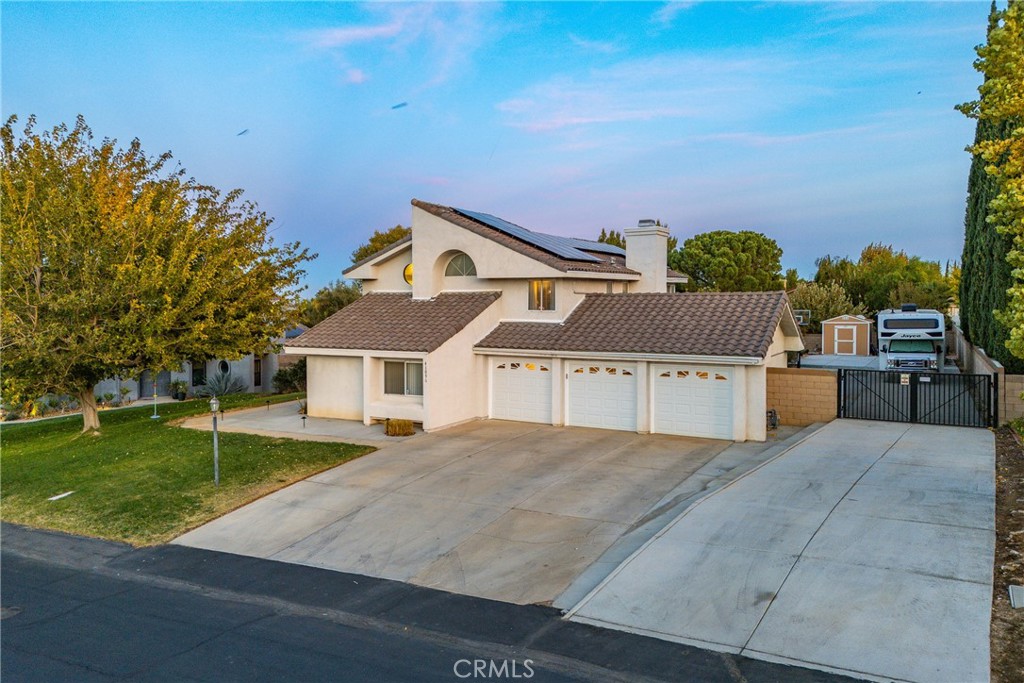 main property photo 59
