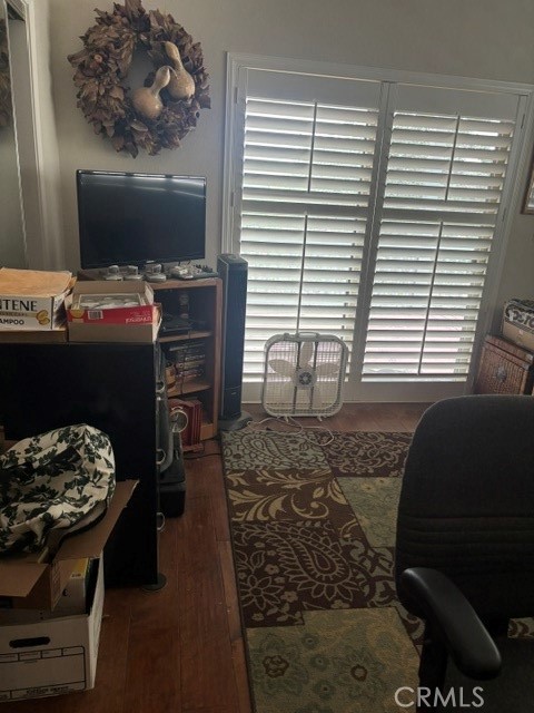 main property photo 11