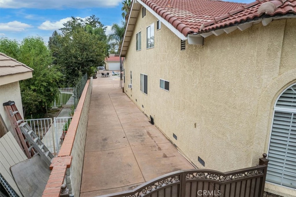 main property photo 60