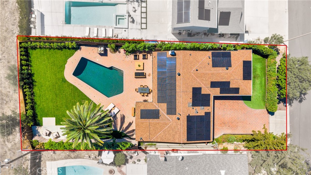 main property photo 40