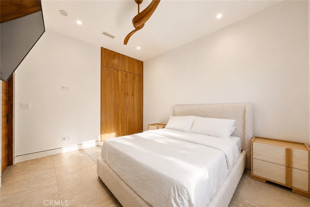 main property photo 63