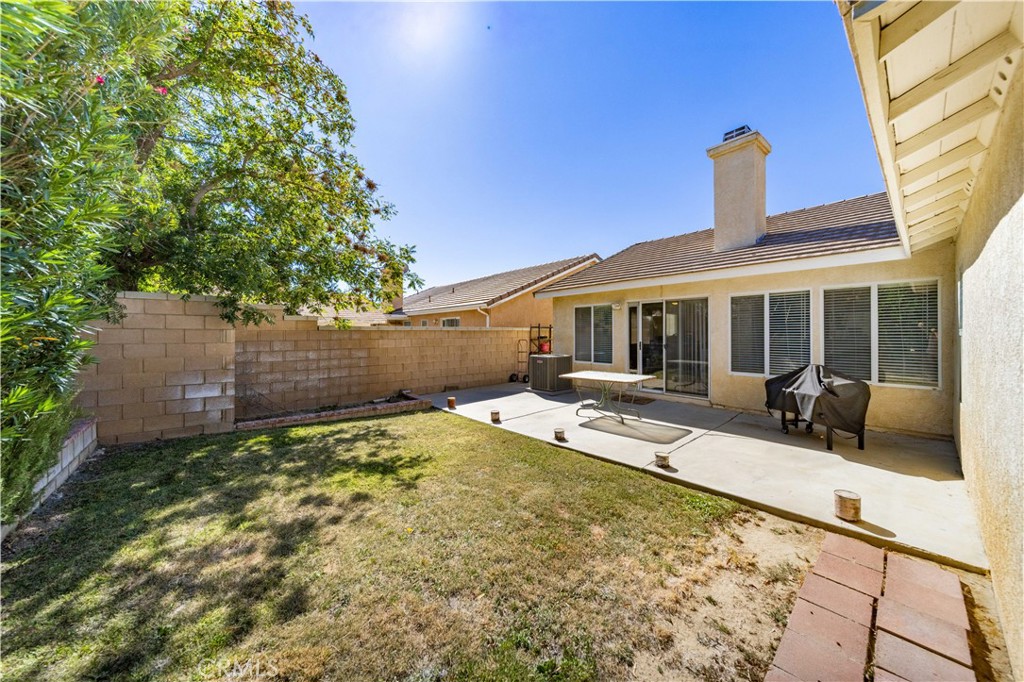 main property photo 33