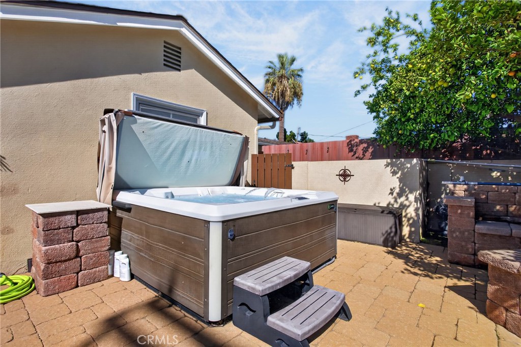 main property photo 54
