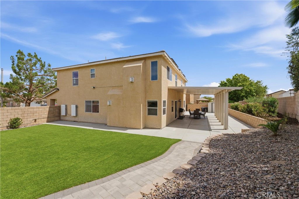 main property photo 25
