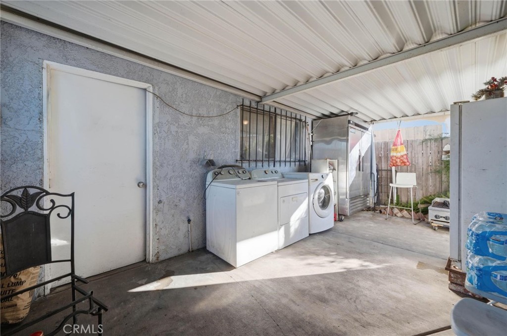 main property photo 18