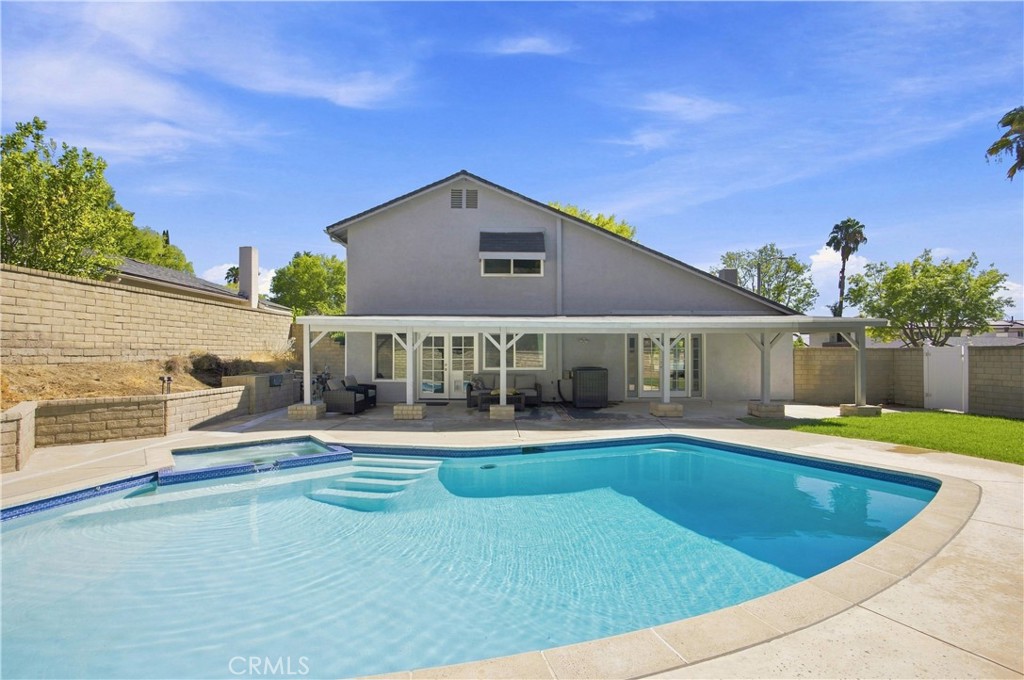 main property photo 45