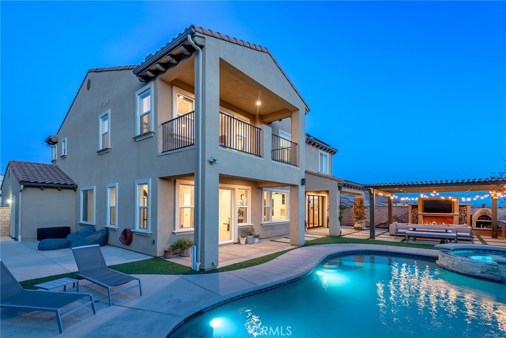 main property photo 30