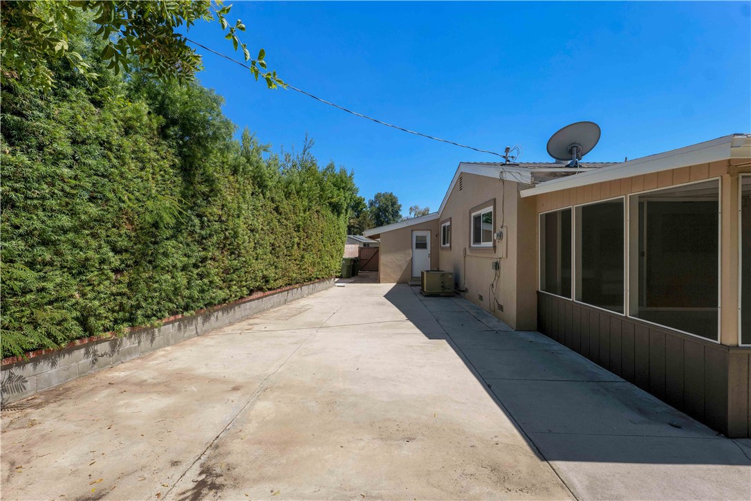 main property photo 43