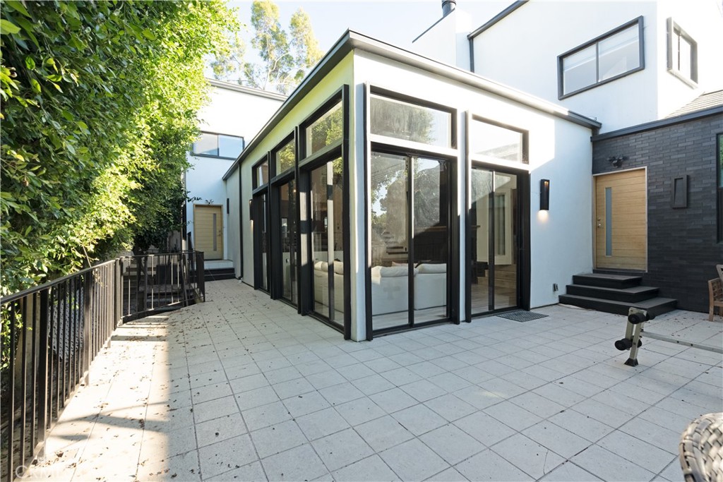 main property photo 60