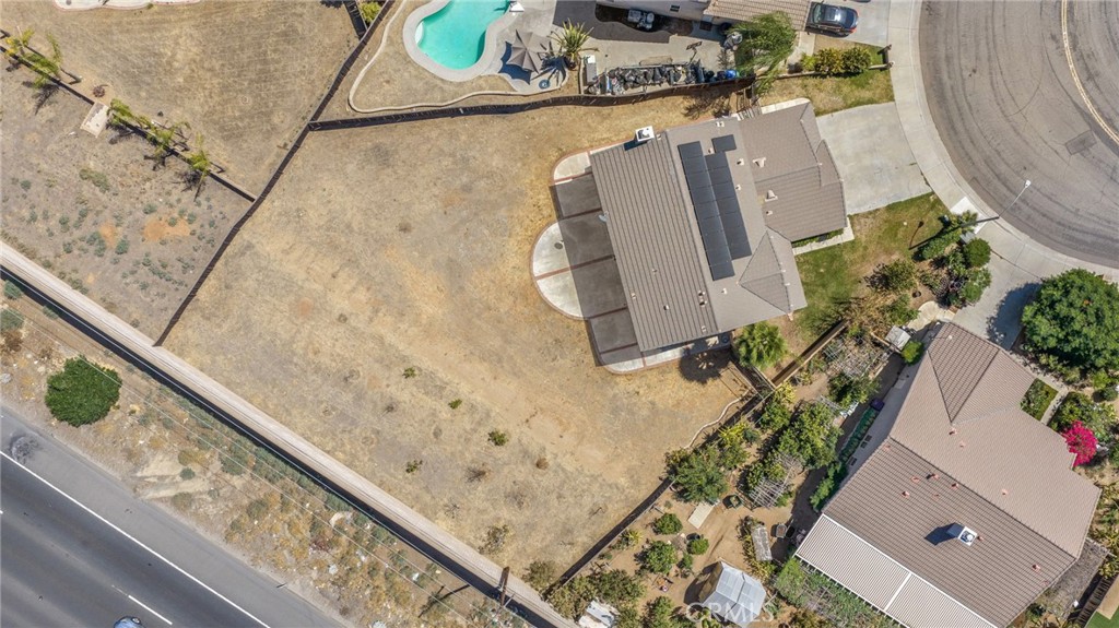 main property photo 48